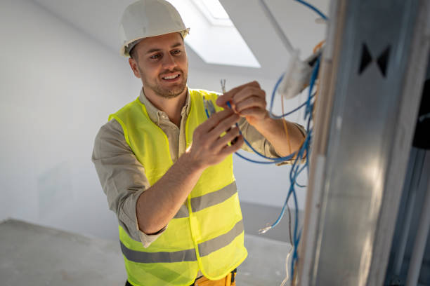 Best Affordable Emergency Electrician  in Edgerton, WI